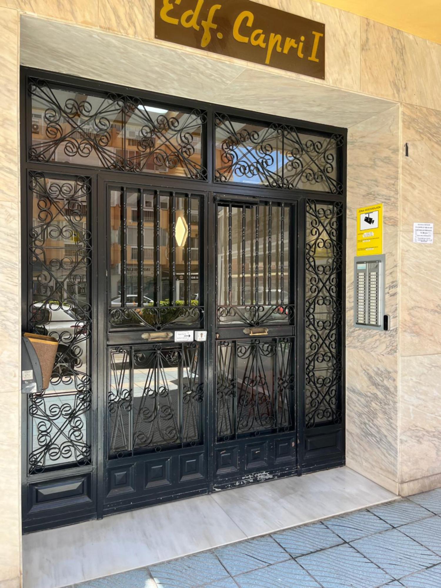 Amaner Capri Διαμέρισμα Torre Del Mar Εξωτερικό φωτογραφία